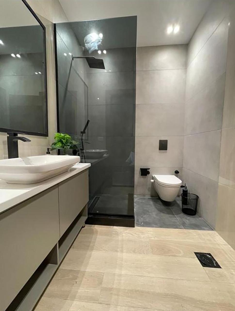 Ground Apartment 2-Bedrooms In Lake View Residence Amazing Price! New Cairo Екстер'єр фото